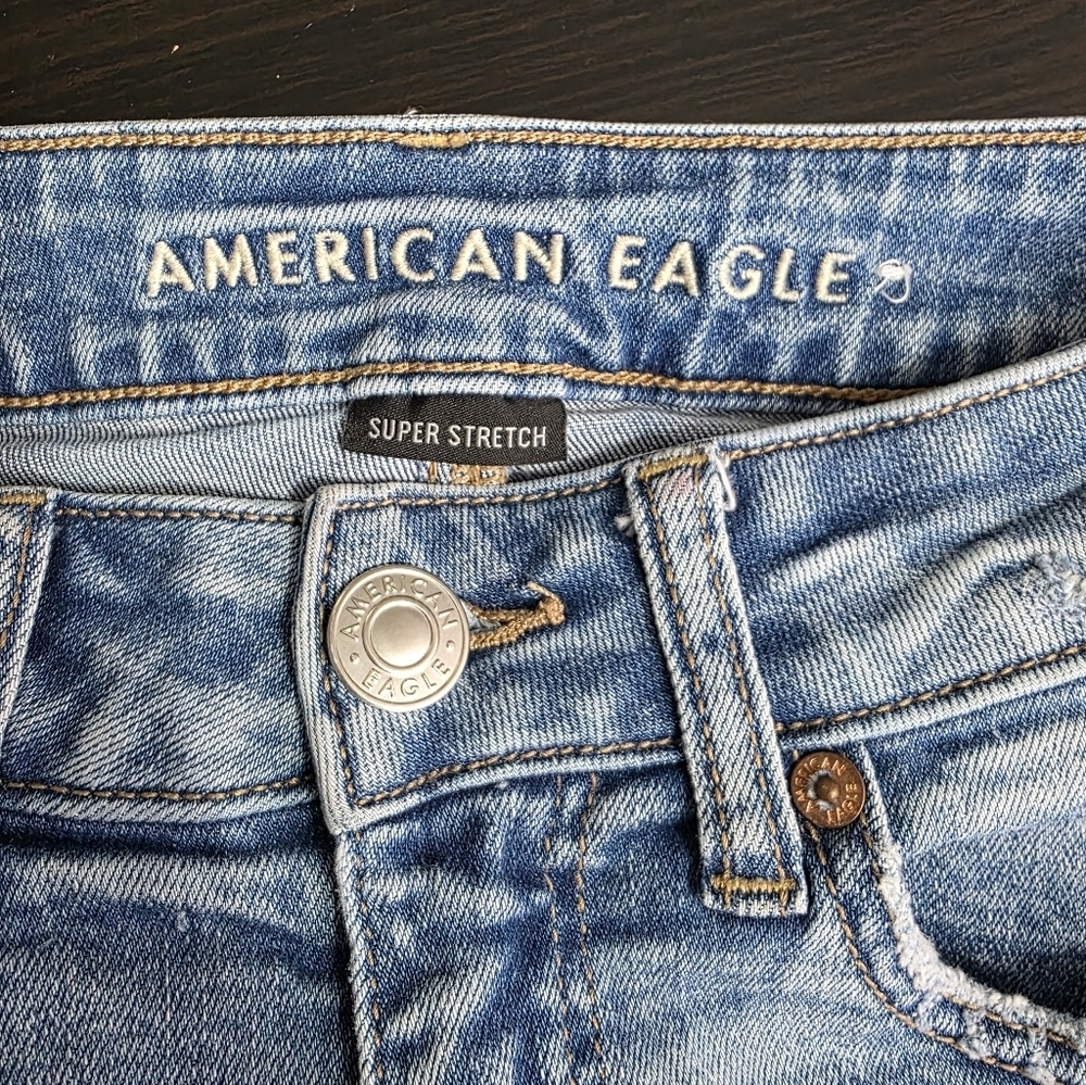 American Eagle Super Stretch  High-Waist Distress Denim Mini Skirt Raw Hem Sz 2 - Picture 11 of 13